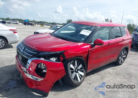 2025 Mitsubishi Outlander Se/Diamond Trail Edition z USA, uszkodzony, nr VIN JA4J3VA88SZ025816